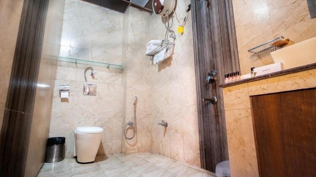 Photo of Bathroom in Dhunar Gaon