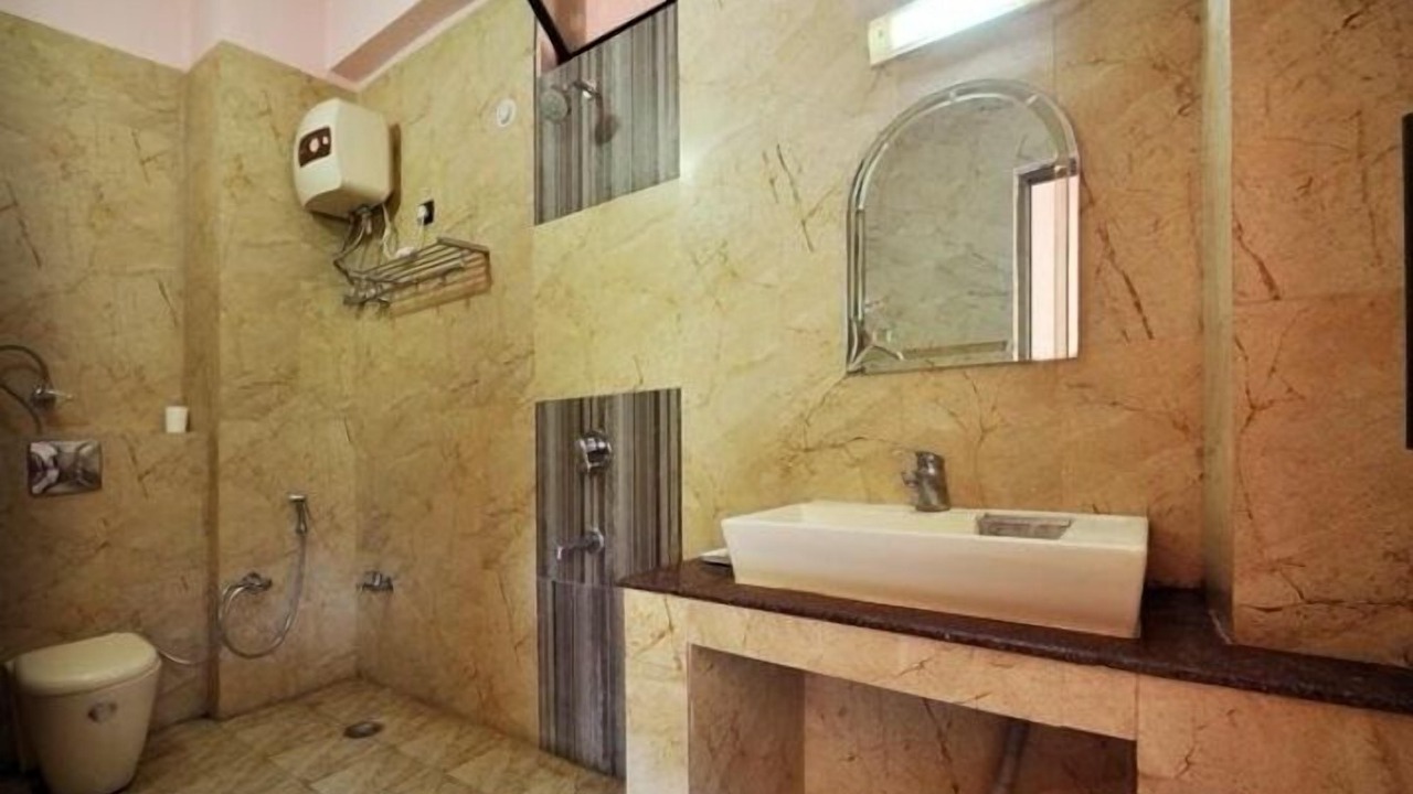 Photo of Bathroom in Dhunar Gaon