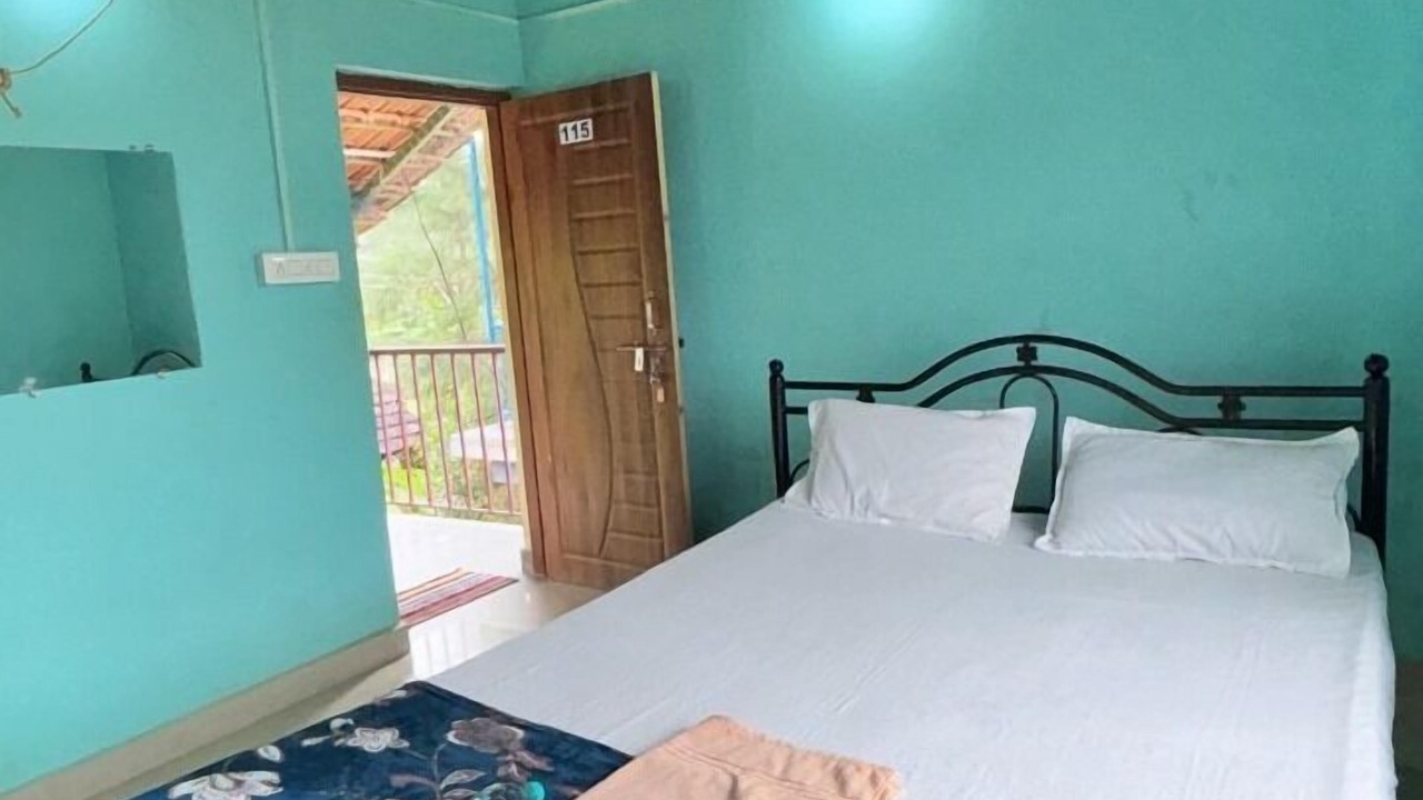 Photo of Bedroom in Hireguthi
