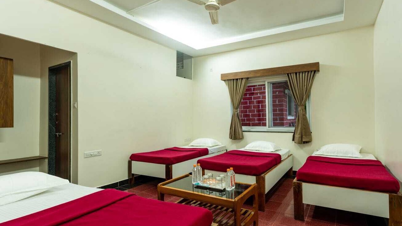 Photo of Bedroom in Ganeshgudi