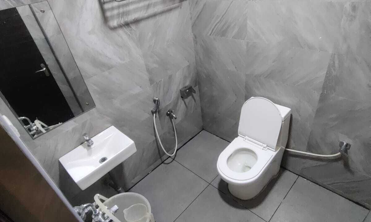 Photo of Bathroom in Triplicane