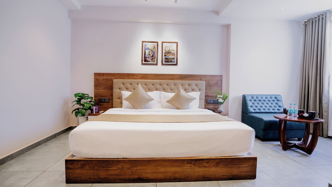 Photo of Bedroom in Shenoys