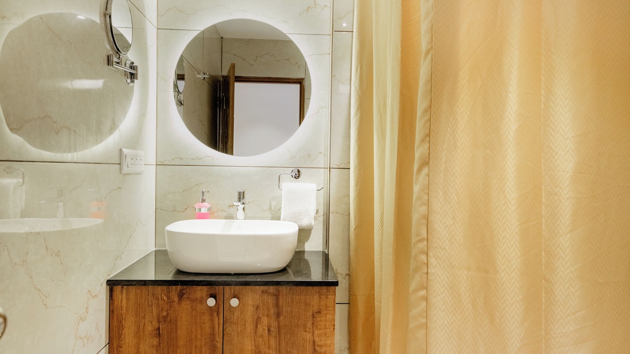 Photo of Bathroom in Shenoys