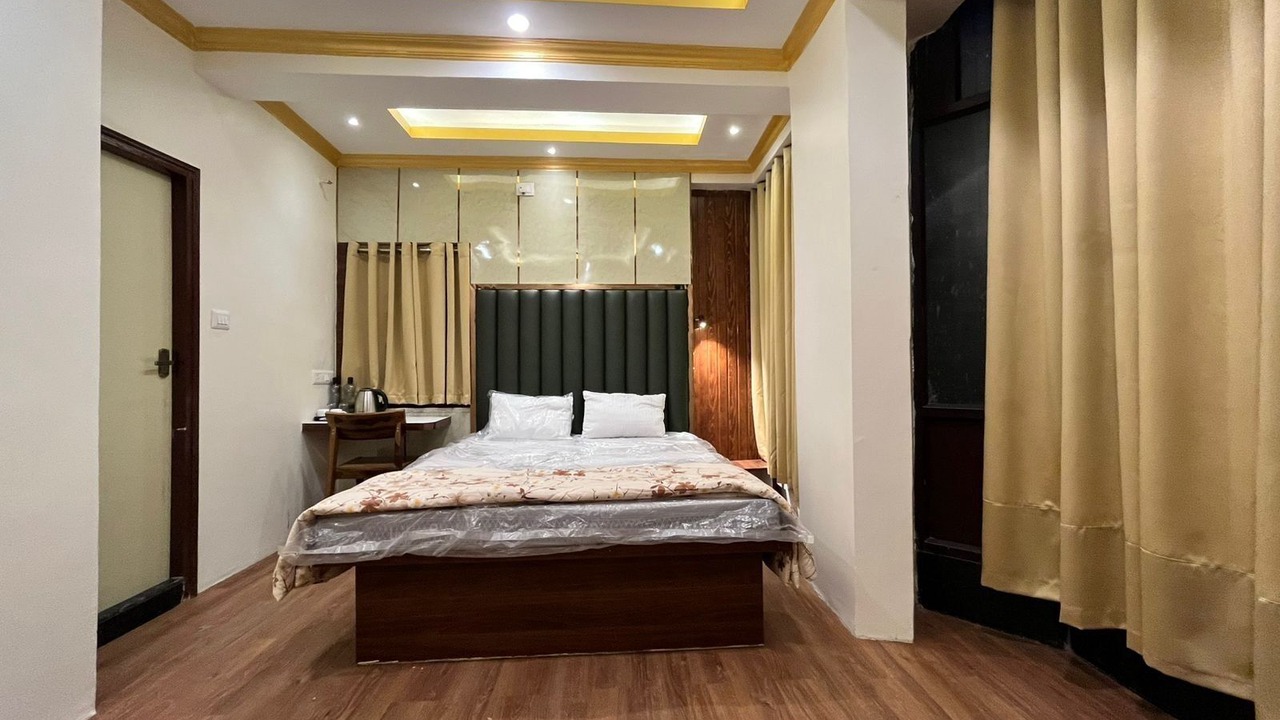 Photo of Bedroom in Ballygunge