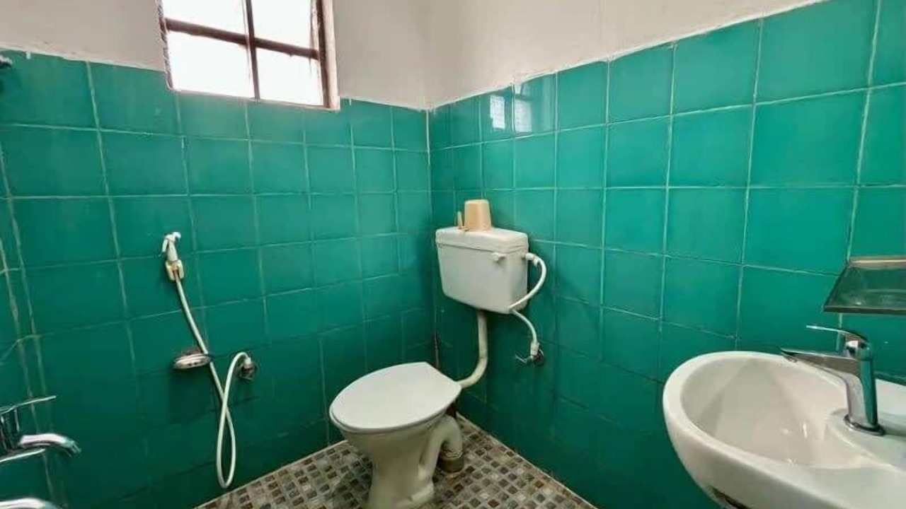 Photo of Bathroom in Daringbarhi