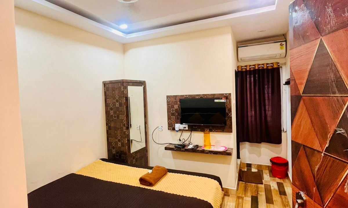 Photo of Bedroom in Railway New Colony