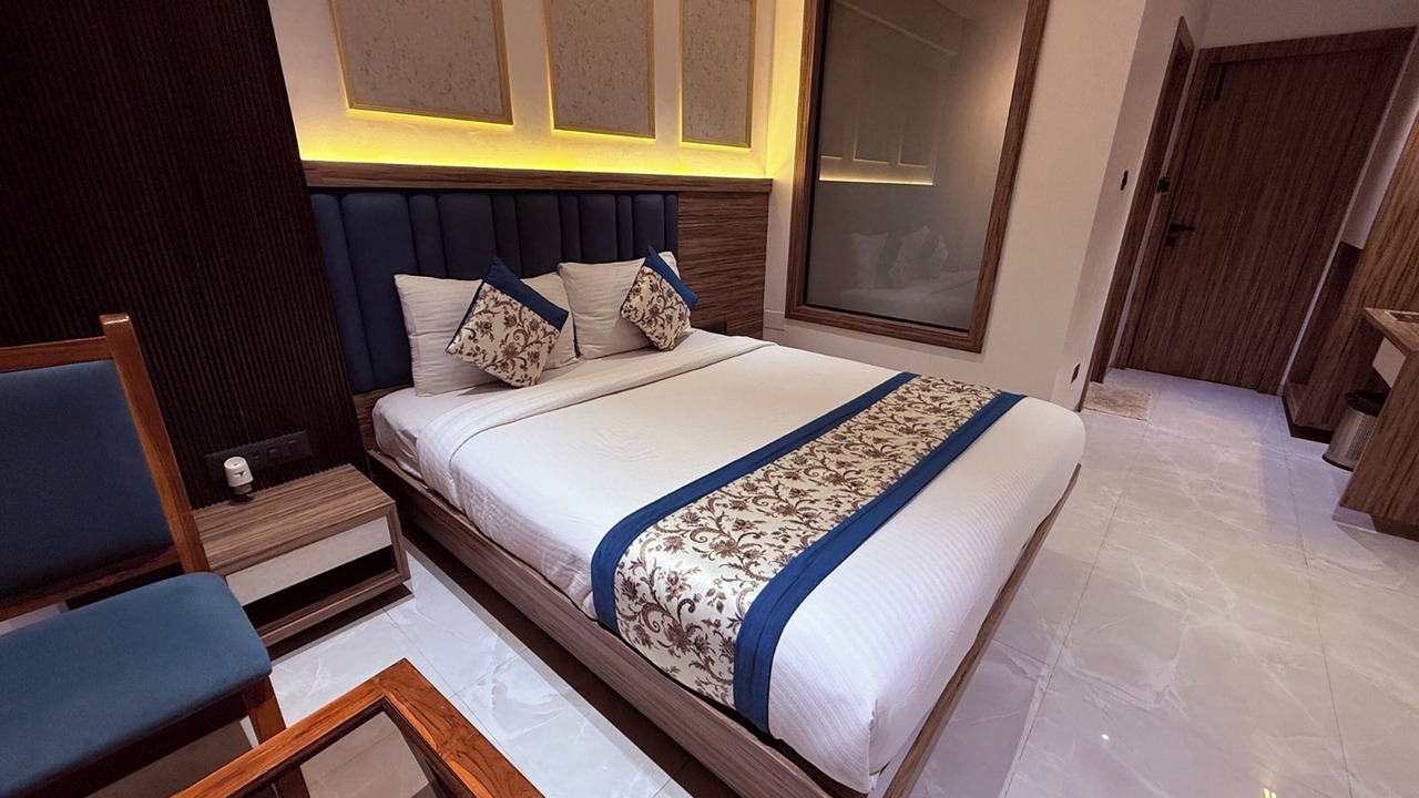 Photo of Bedroom in Amarnath