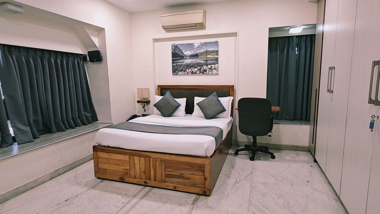 Photo of Bedroom in Upper Govind Nagar