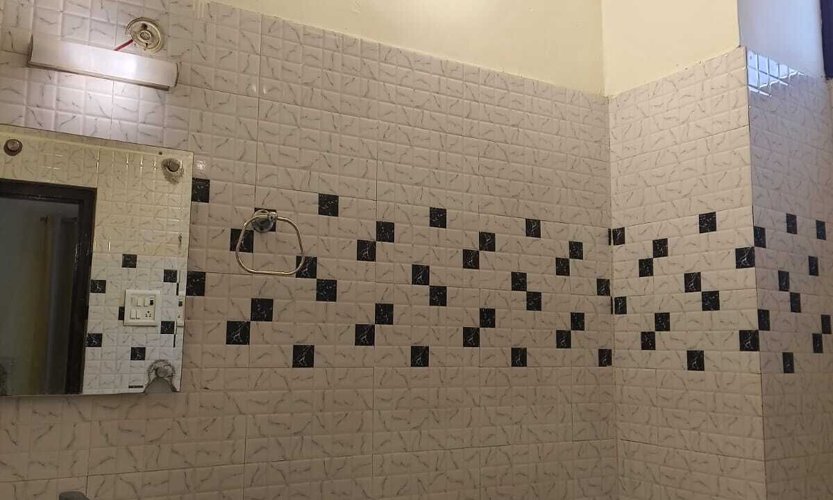 Photo of Bathroom in Garjia