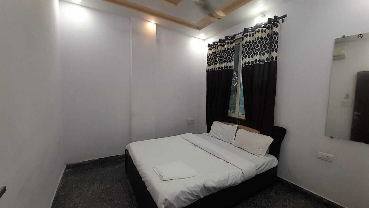 Photo of Bedroom in Central Area