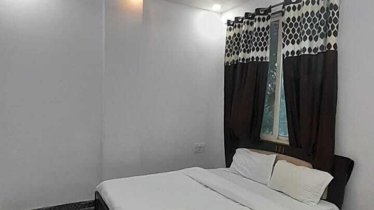 Photo of Bedroom in Central Area