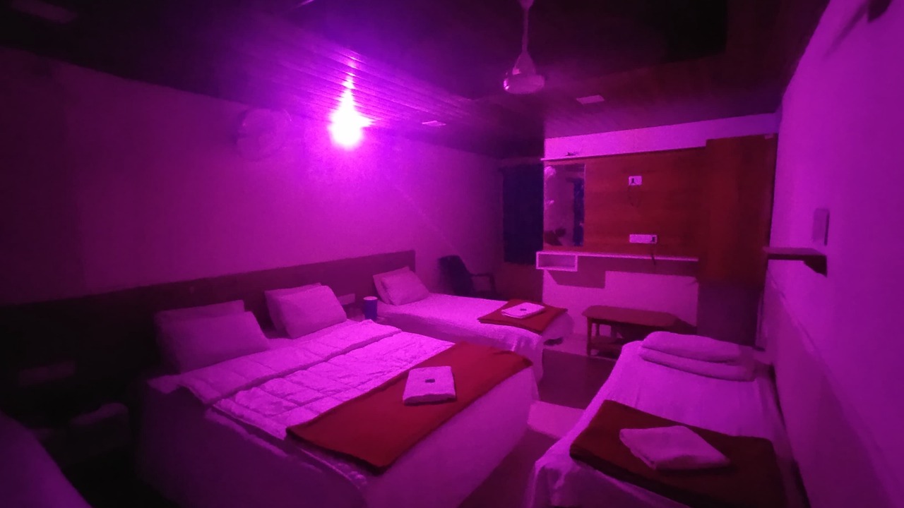 Photo of Bedroom in Mahesana