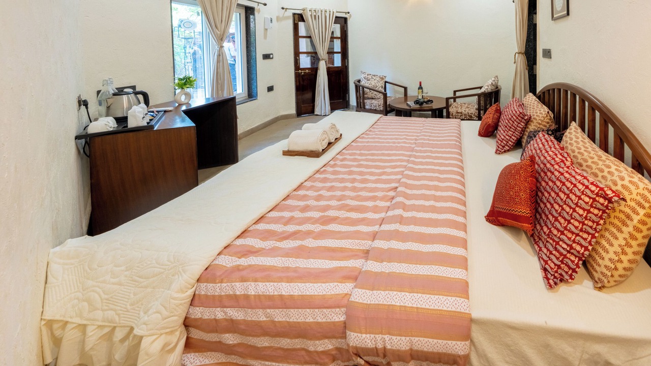 Photo of Bedroom in Pachmarhi