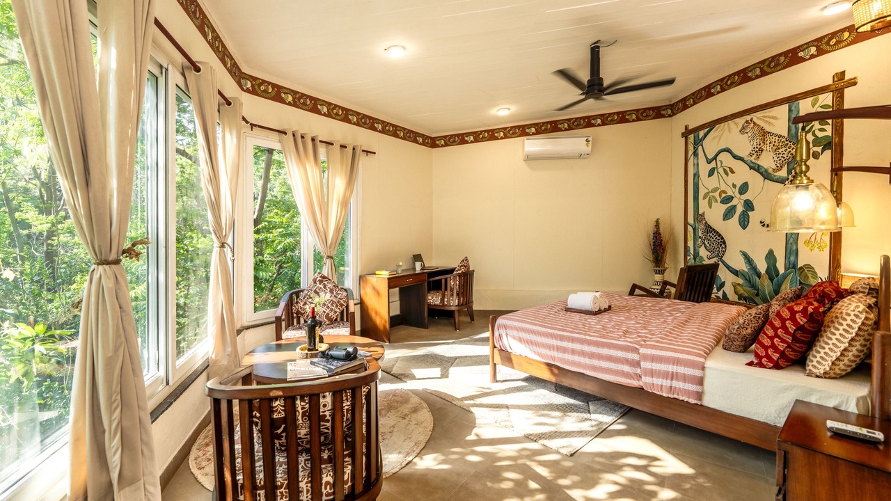 Photo of Bedroom in Pachmarhi
