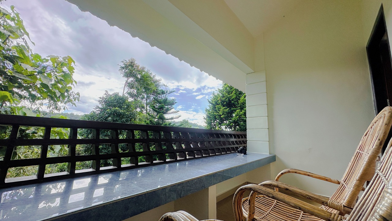 Photo of Patio Balcony in Udumbanchola