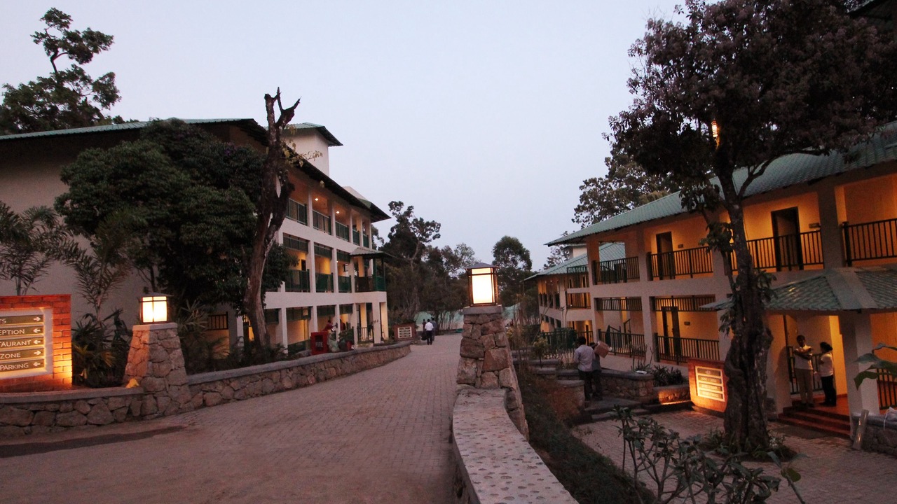 Photo of Buildings in Udumbanchola