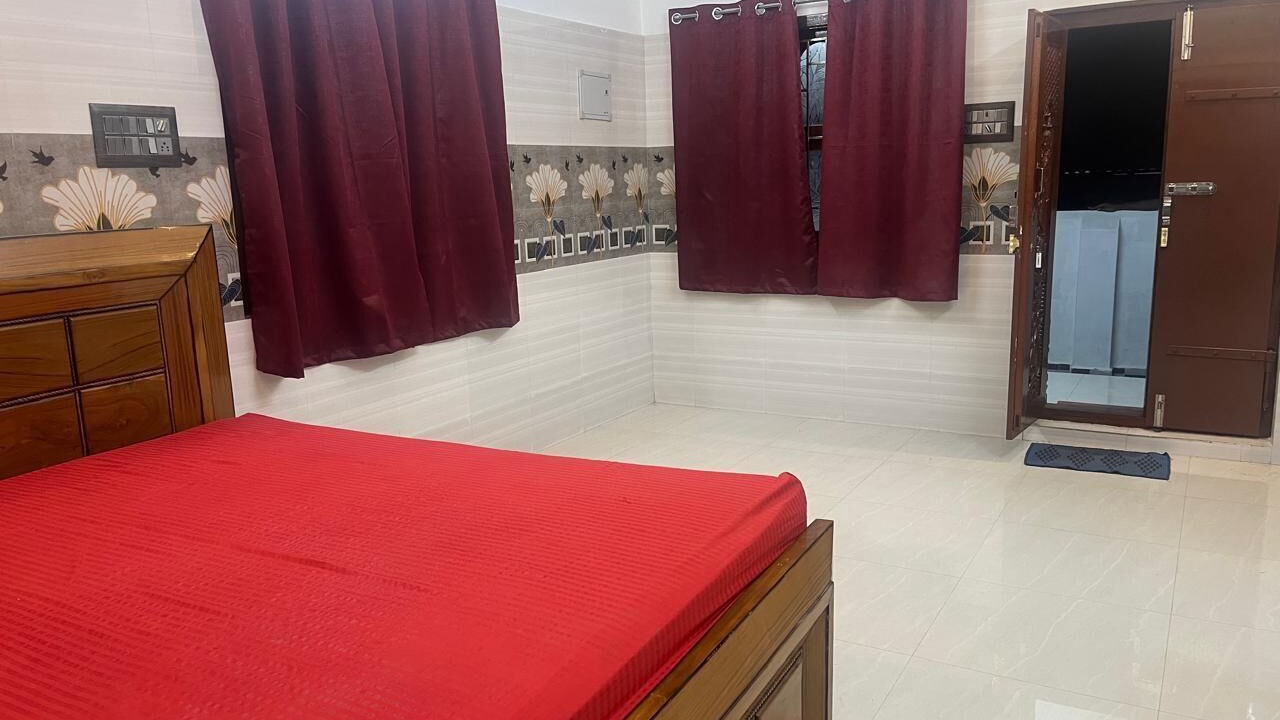 Photo of Bedroom in Thirunallar