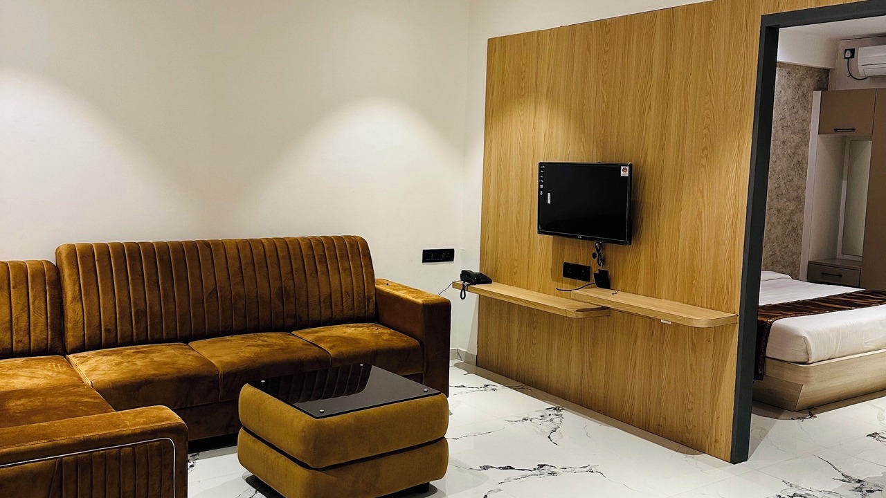 Photo of Bedroom in Adyar