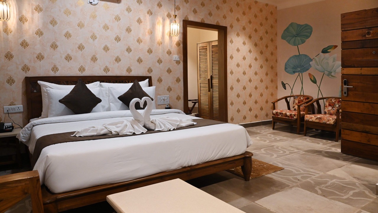 Photo of Bedroom in Pachmarhi