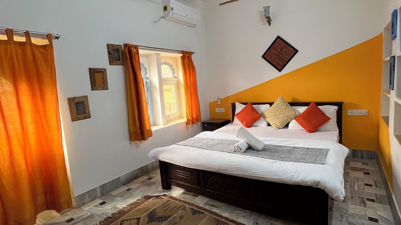 Photo of Bedroom in Amar Sagar Pol
