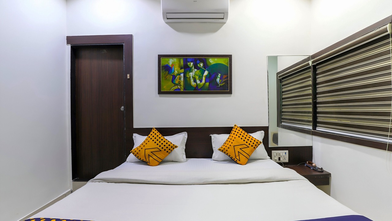Photo of Bedroom in Rajkot