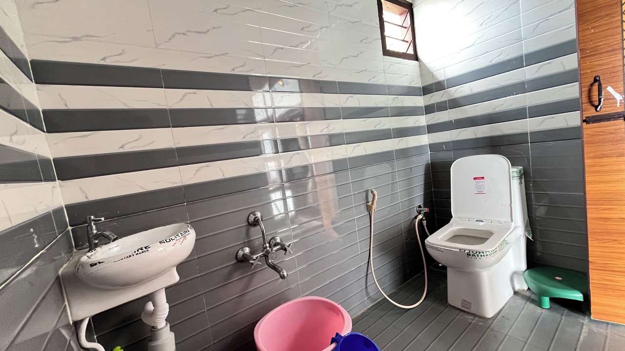 Photo of Bathroom in Vattakanal