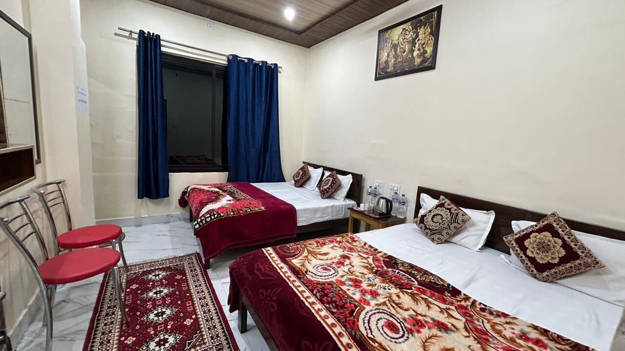 Photo of Bedroom in Uttarkashi