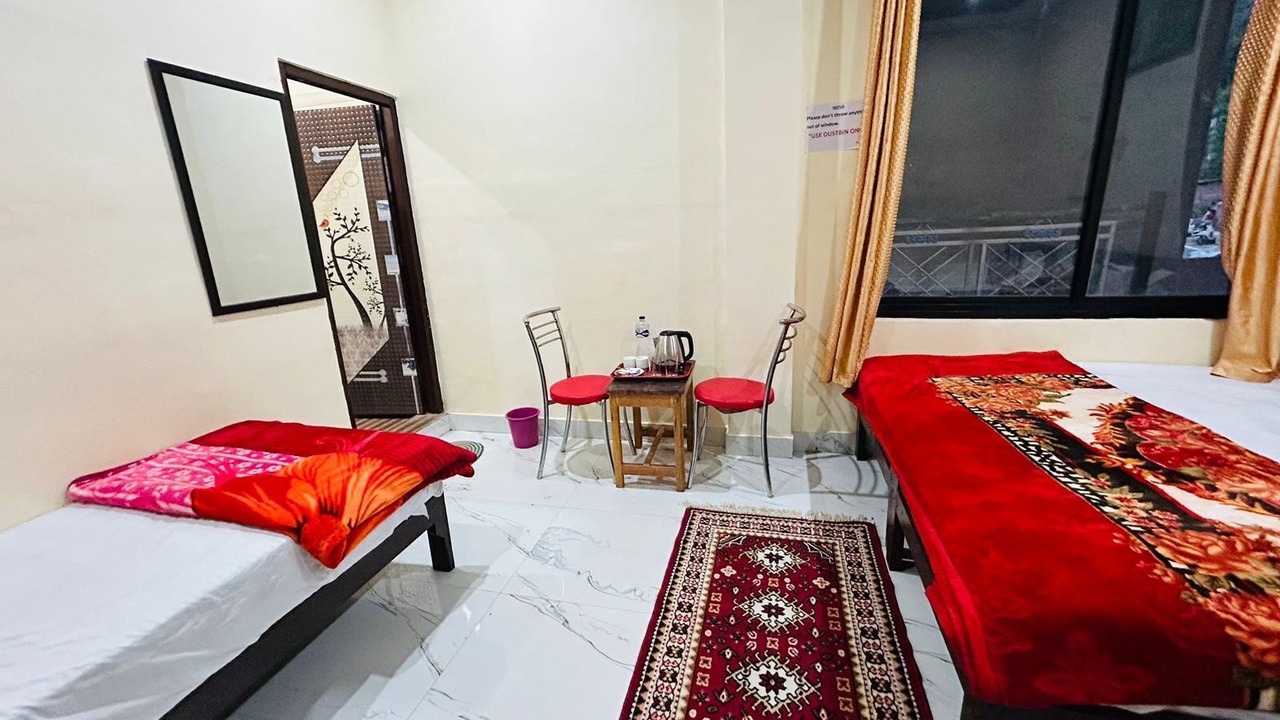Photo of Bedroom in Uttarkashi