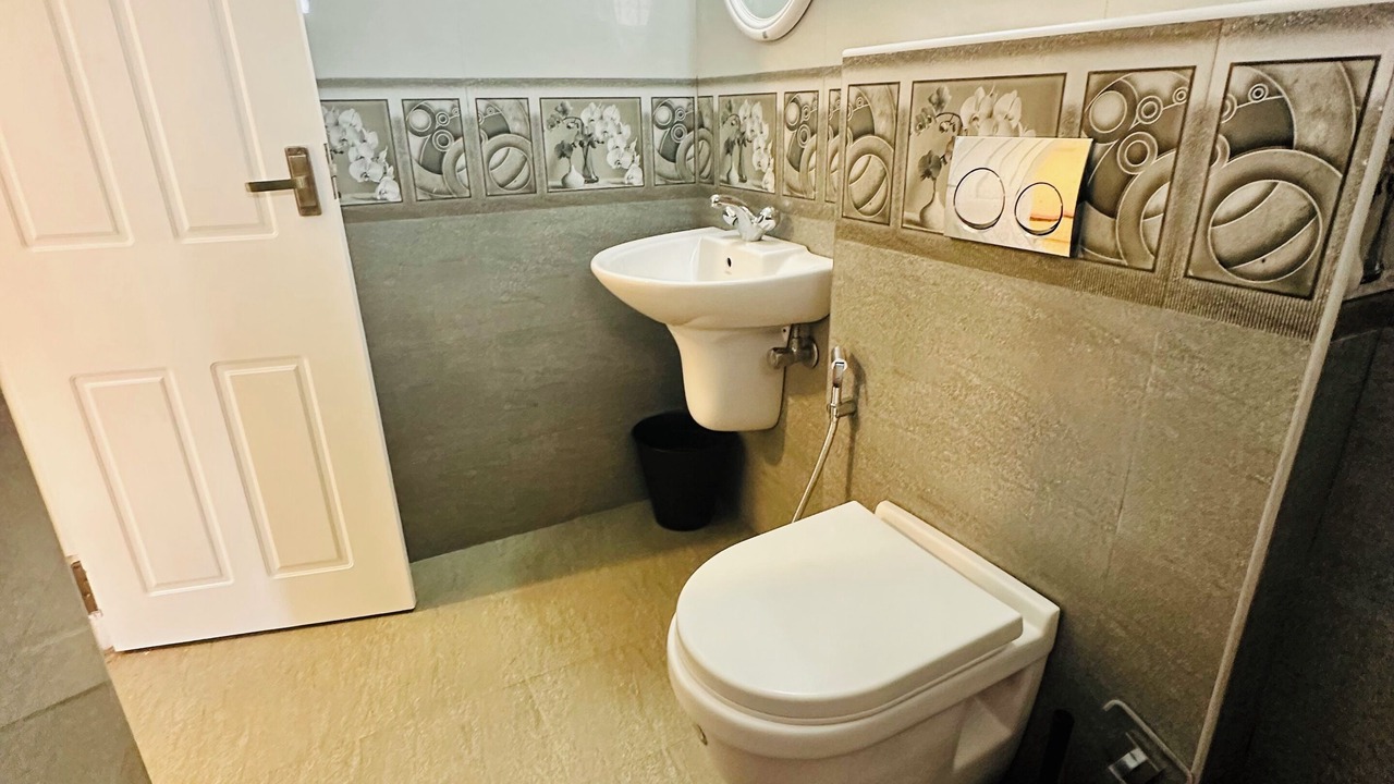 Photo of Bathroom in Thalayathimund