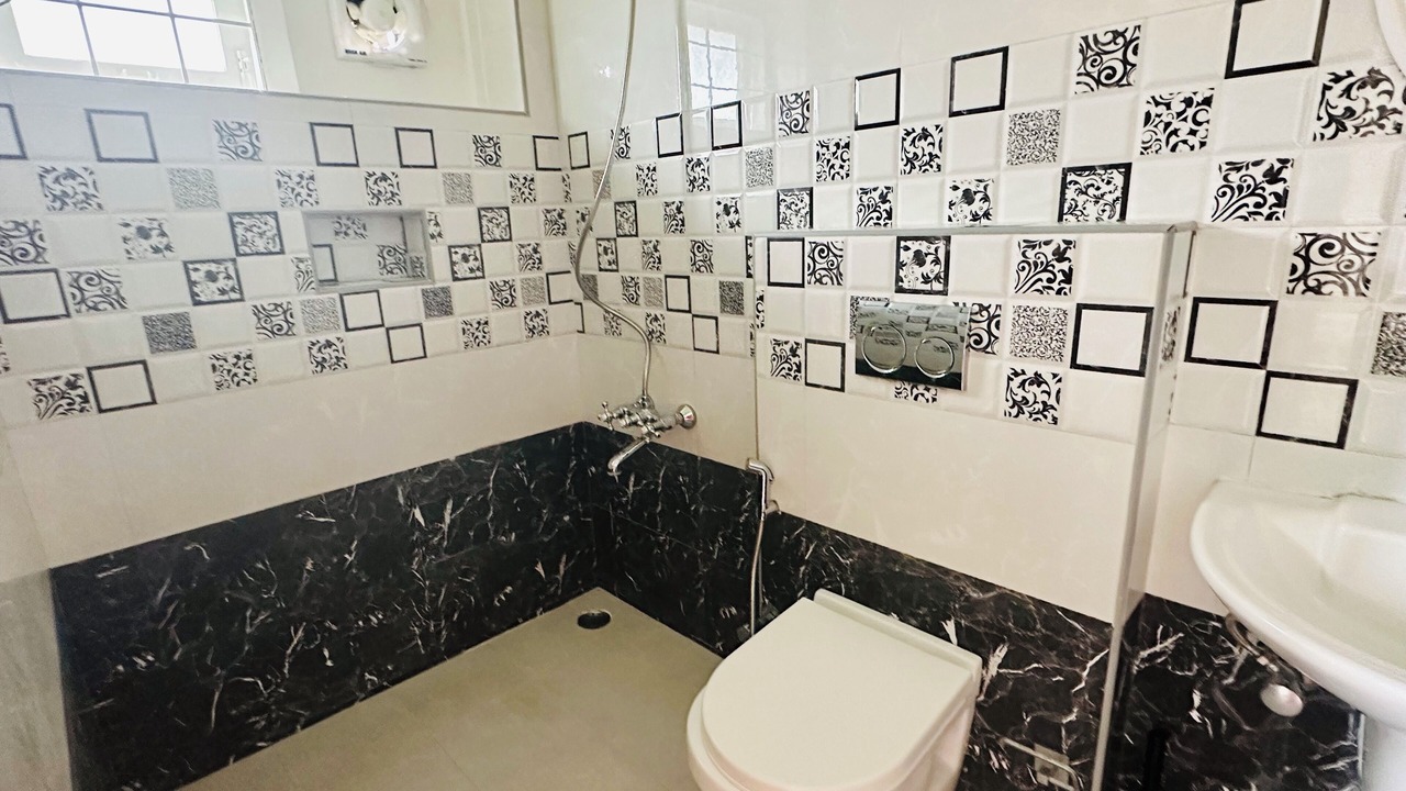 Photo of Bathroom in Thalayathimund