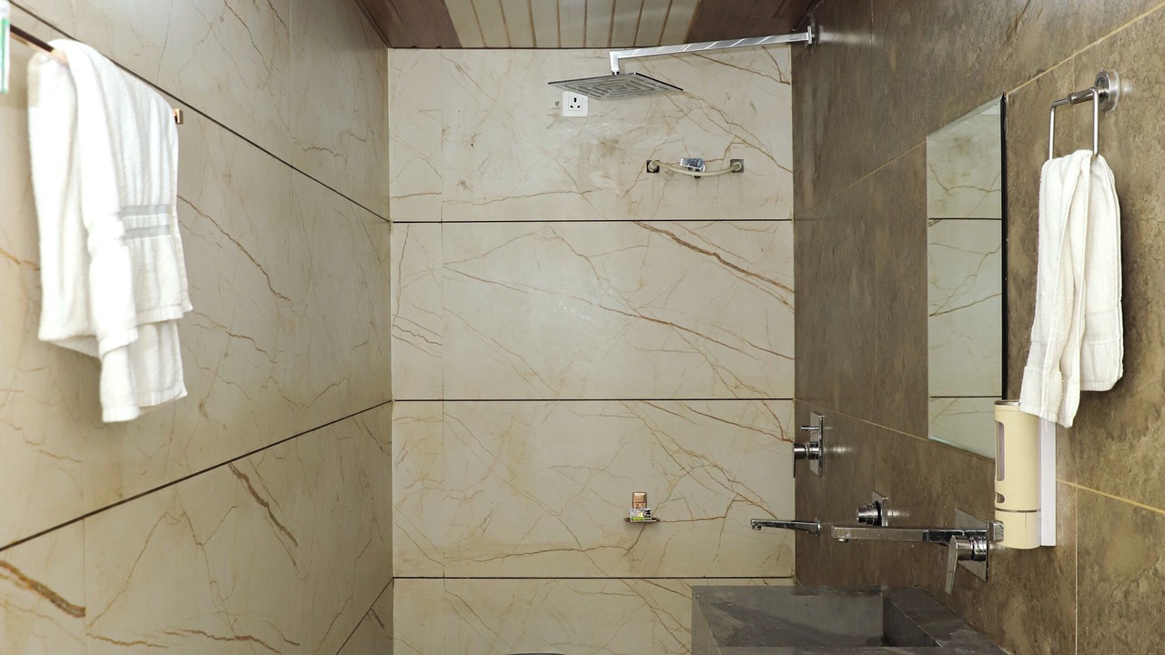 Photo of Bathroom in Hoshangabad