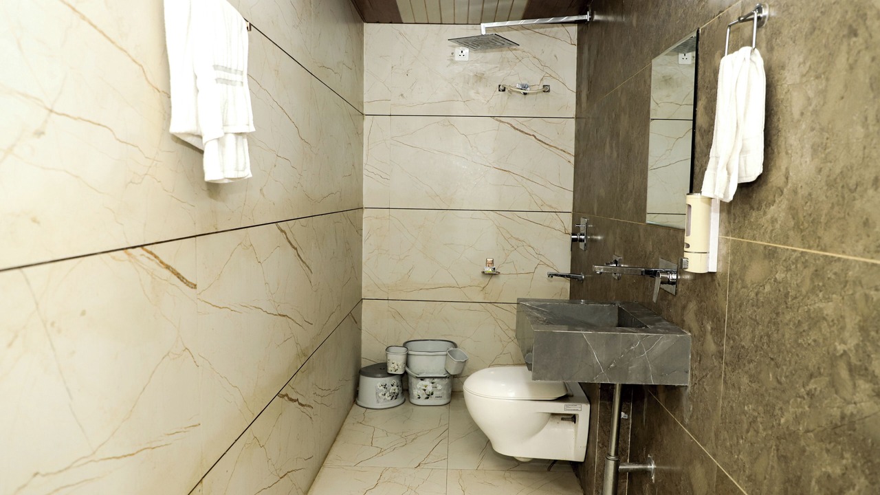 Photo of Bathroom in Hoshangabad