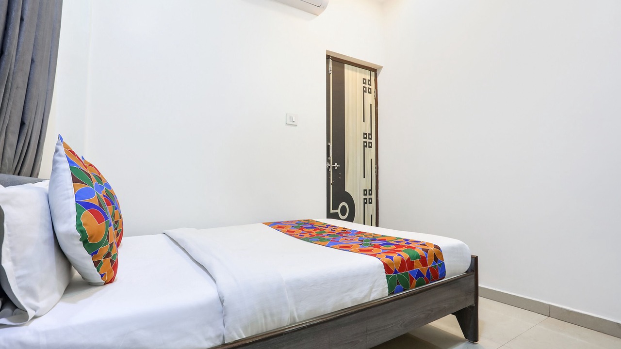 Photo of Bedroom in Hingana