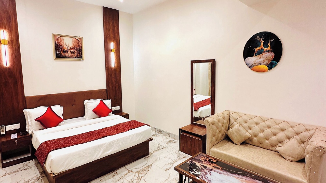 Photo of Bedroom in Amarnath