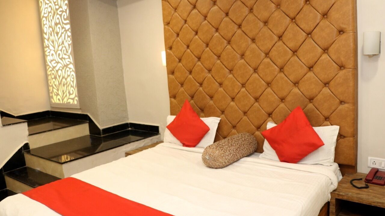 Photo of Bedroom in Pachmarhi