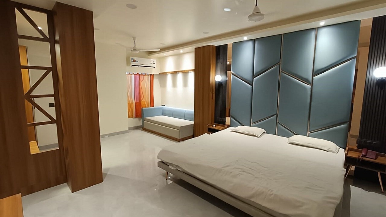 Photo of Bedroom in Pachmarhi