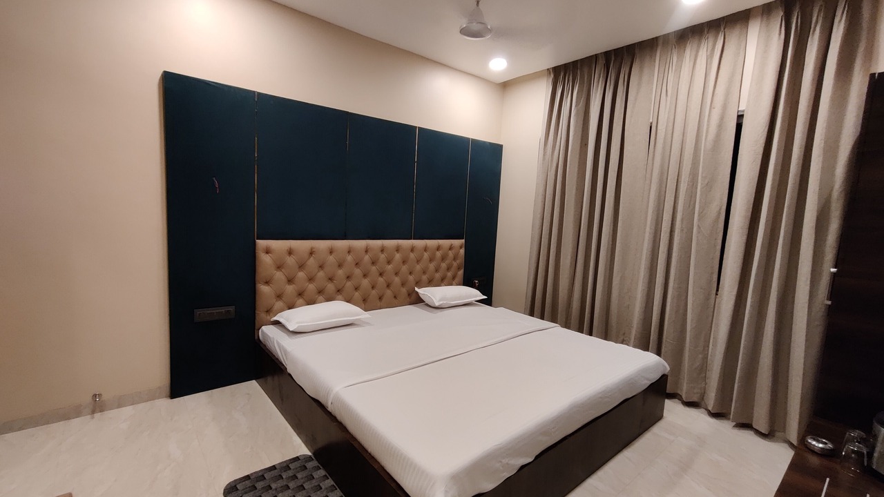 Photo of Bedroom in Pachmarhi