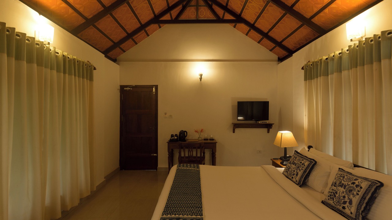 Photo of Bedroom in Alappuzha