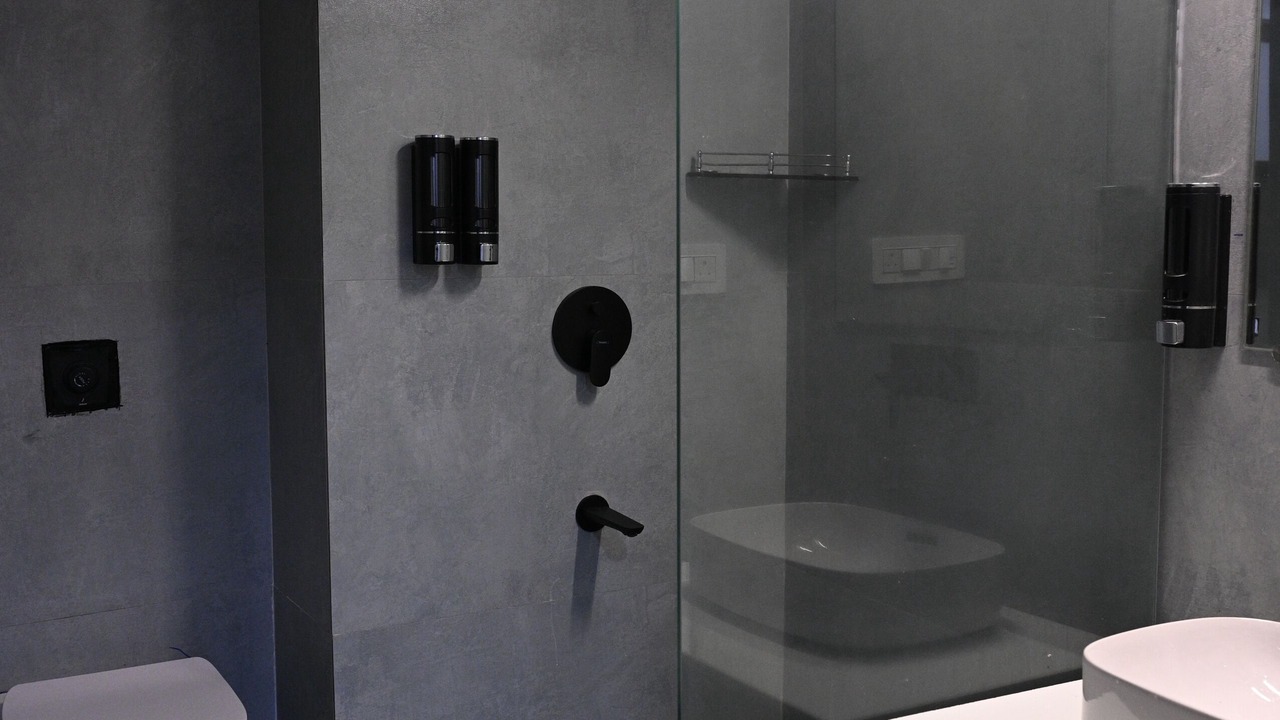 Photo of Bathroom in Dwaraka Nagar