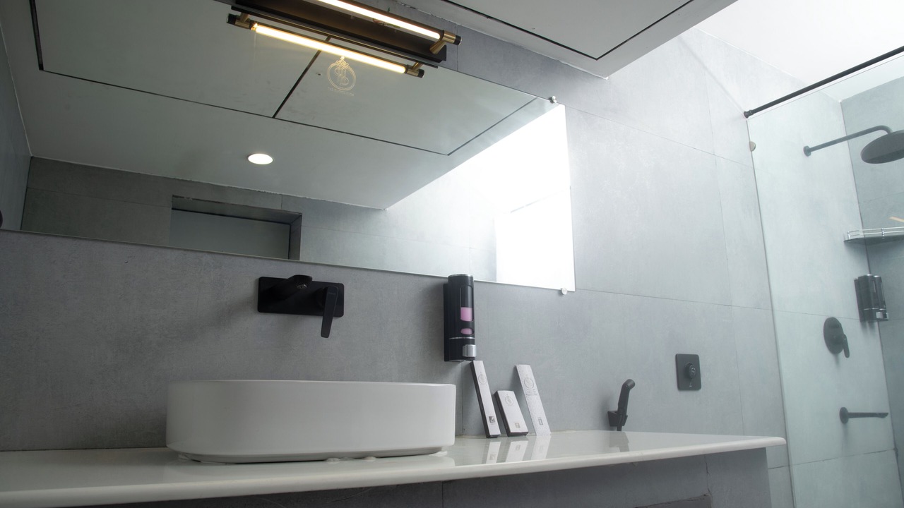 Photo of Bathroom in Dwaraka Nagar