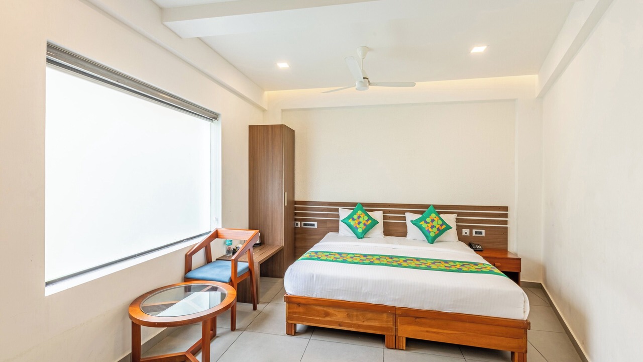 Photo of Bedroom in Thampanoor