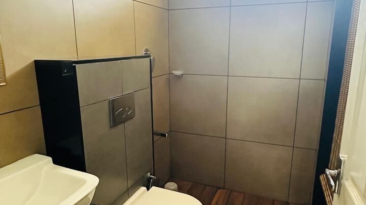 Photo of Bathroom in Subhash Nagar