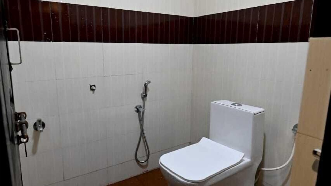Photo of Bathroom in Murudeshwara