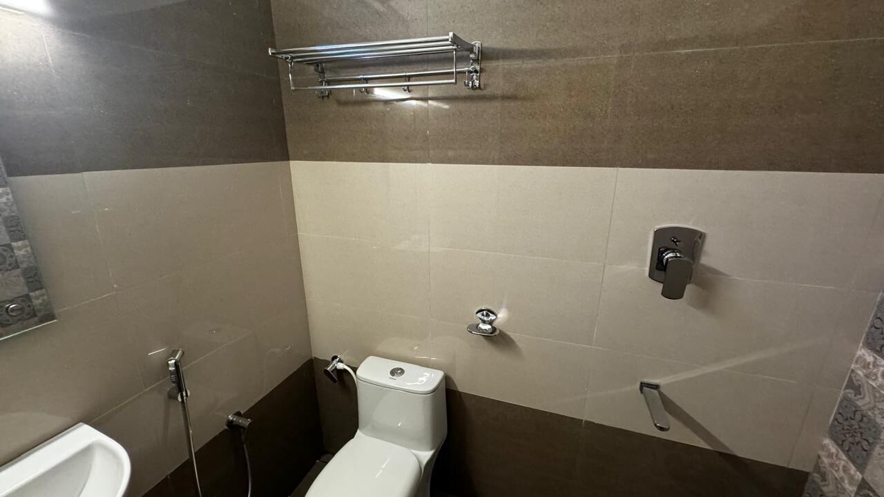 Photo of Bathroom in Thousand Lights