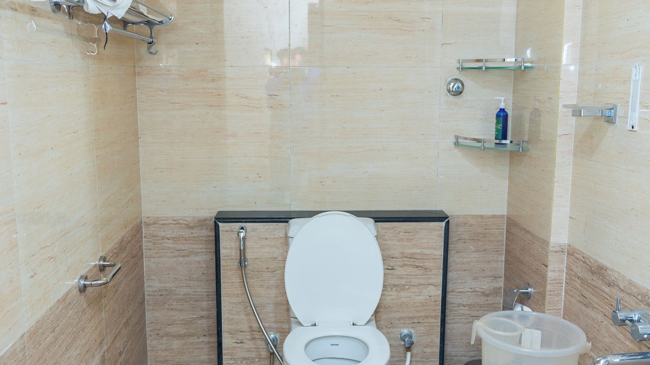 Photo of Bathroom in Pulikeshi Nagar