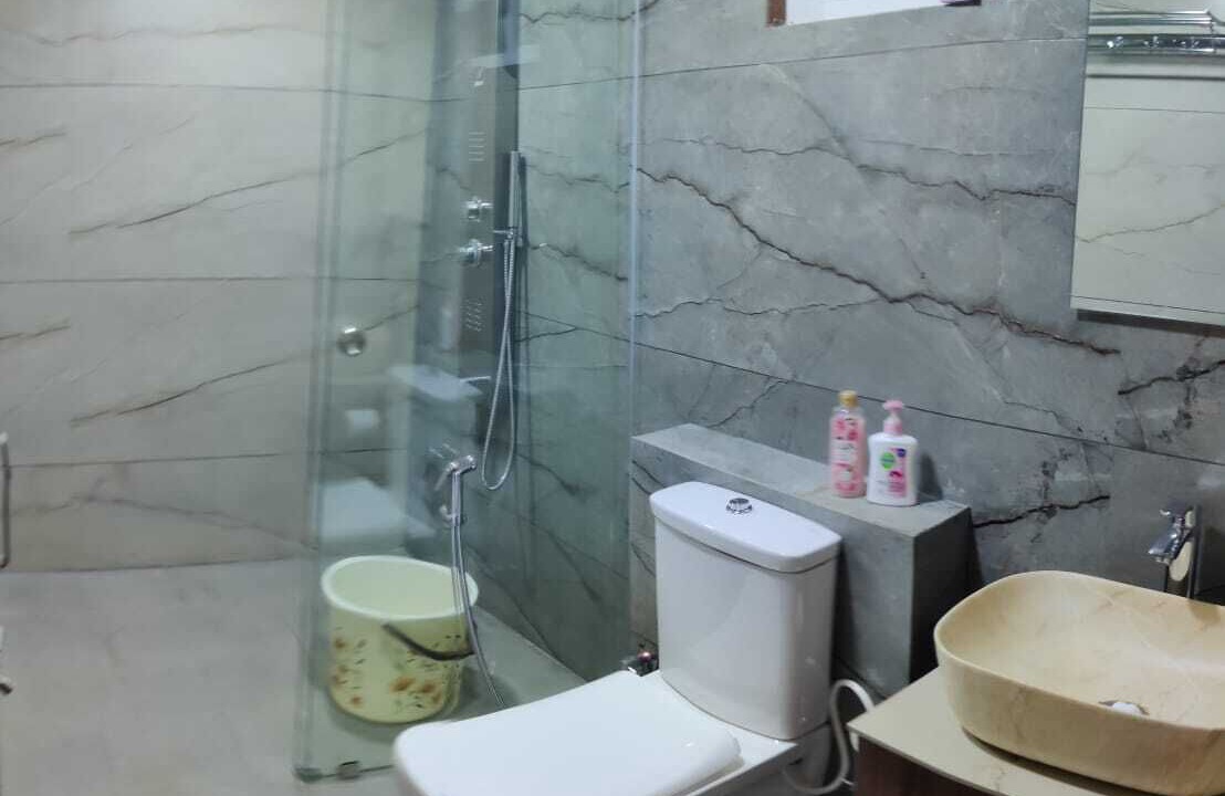 Photo of Bathroom in Heggadadevankote