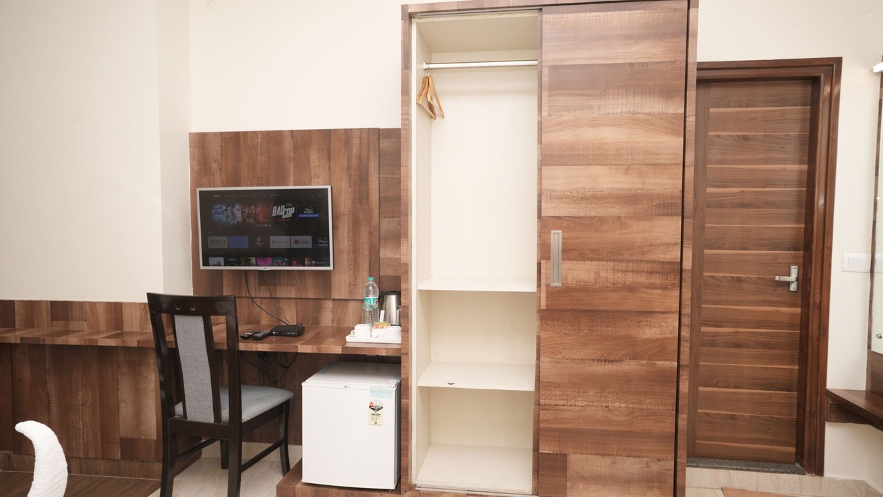 Photo of Bedroom in Lakshminarayana Pura