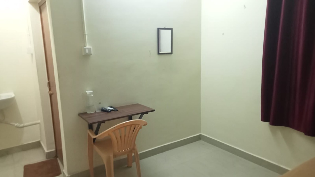 Photo of Bedroom in Perumbakkam