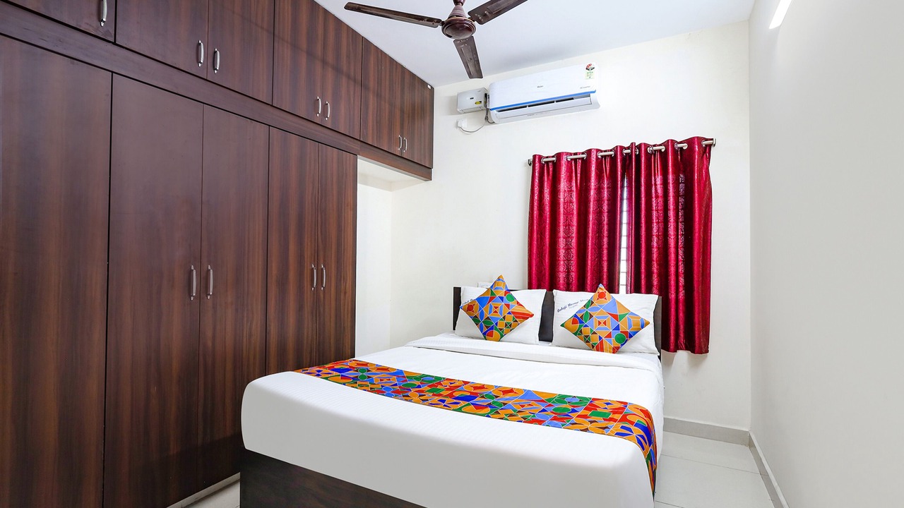 Photo of Bedroom in Srikalahasti