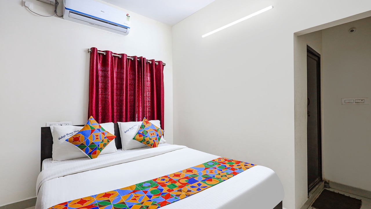 Photo of Bedroom in Srikalahasti